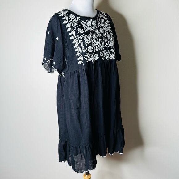 Zara Black and White Floral Embroidered Boho Romper - Picture 4 of 7